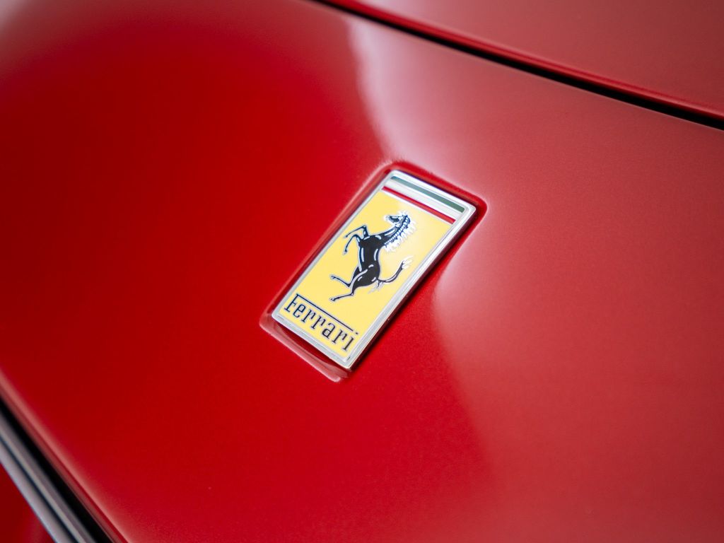 Ferrari 296 GTS 2024