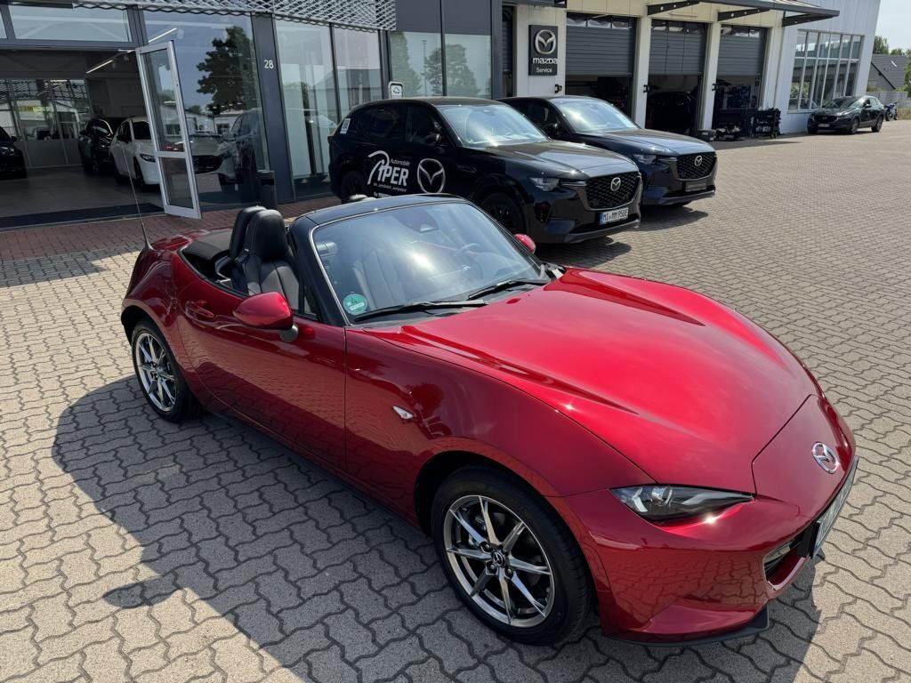 Mazda MX-5 2025