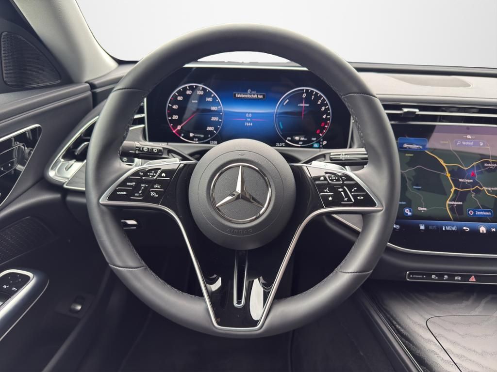 Mercedes-Benz E 300 2024