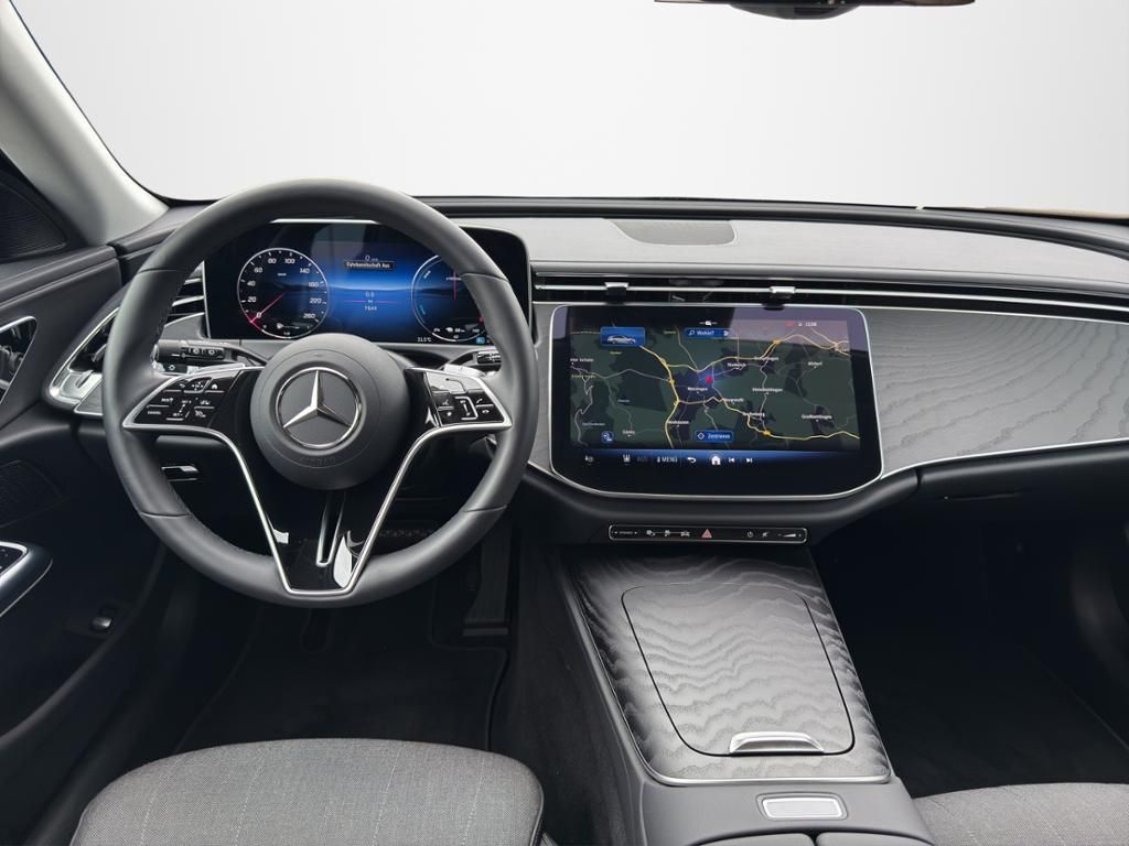 Mercedes-Benz E 300 2024