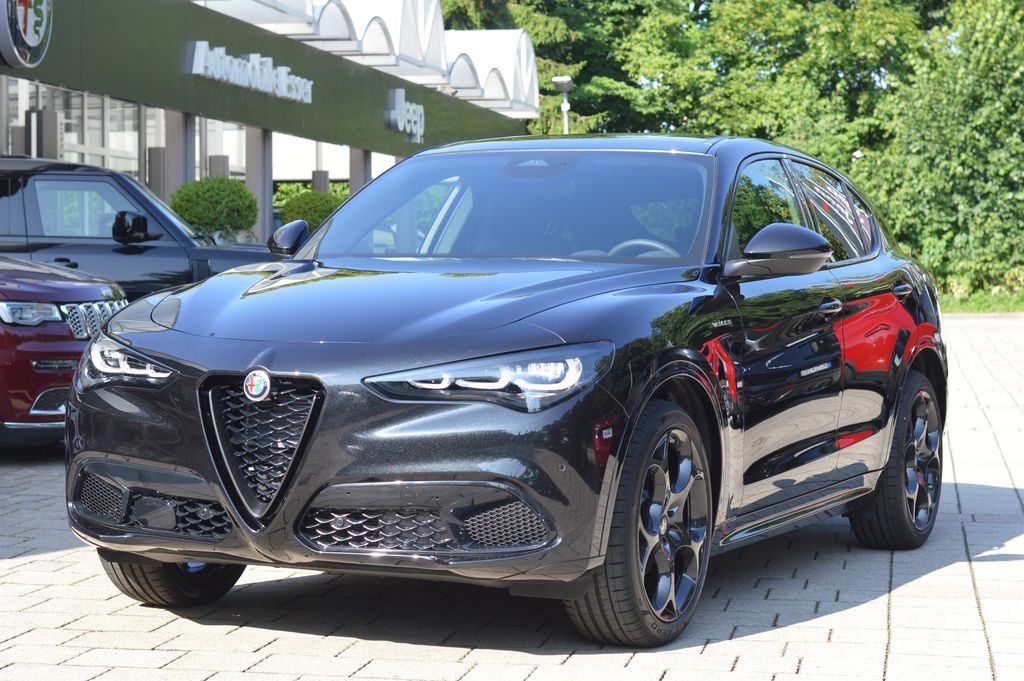Alfa Romeo Stelvio 2025
