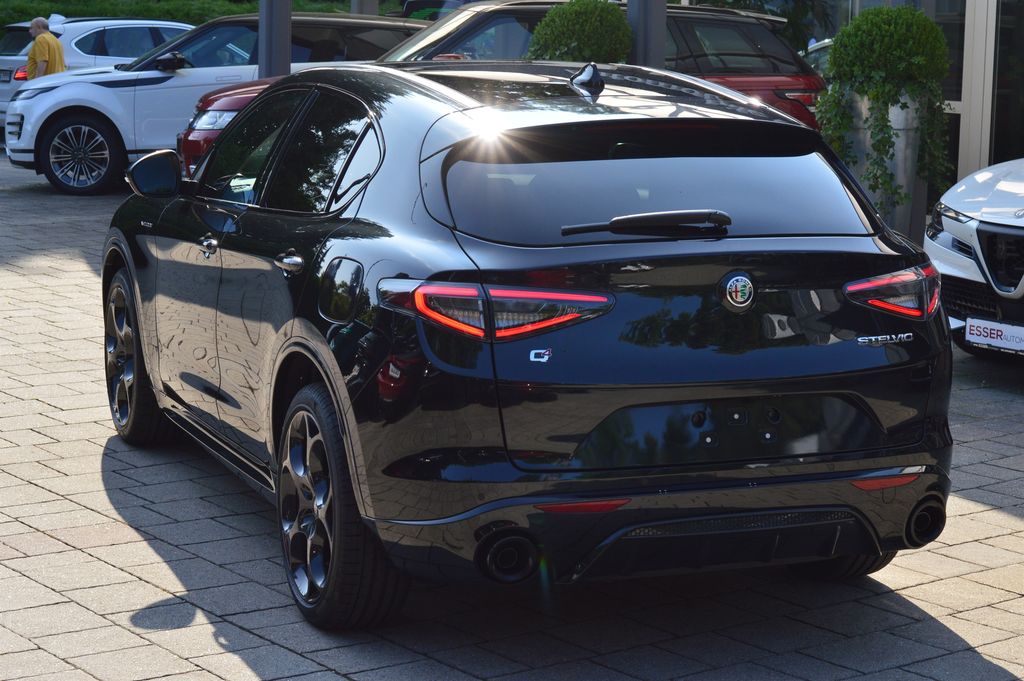 Alfa Romeo Stelvio 2025
