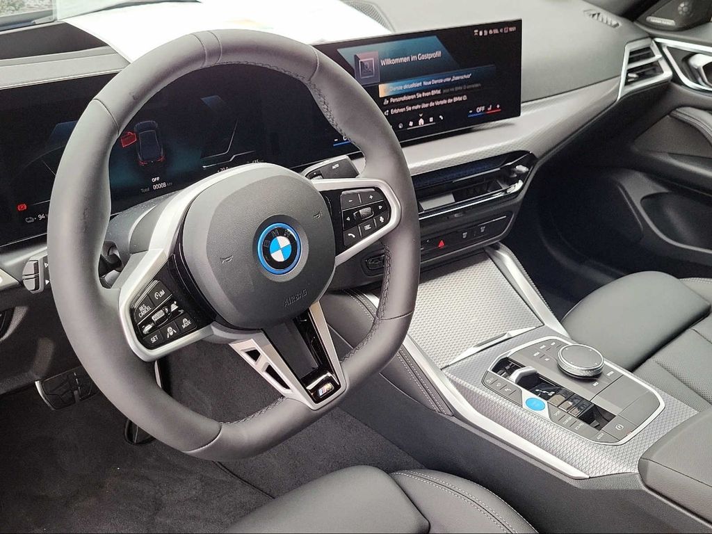 BMW i4 2025
