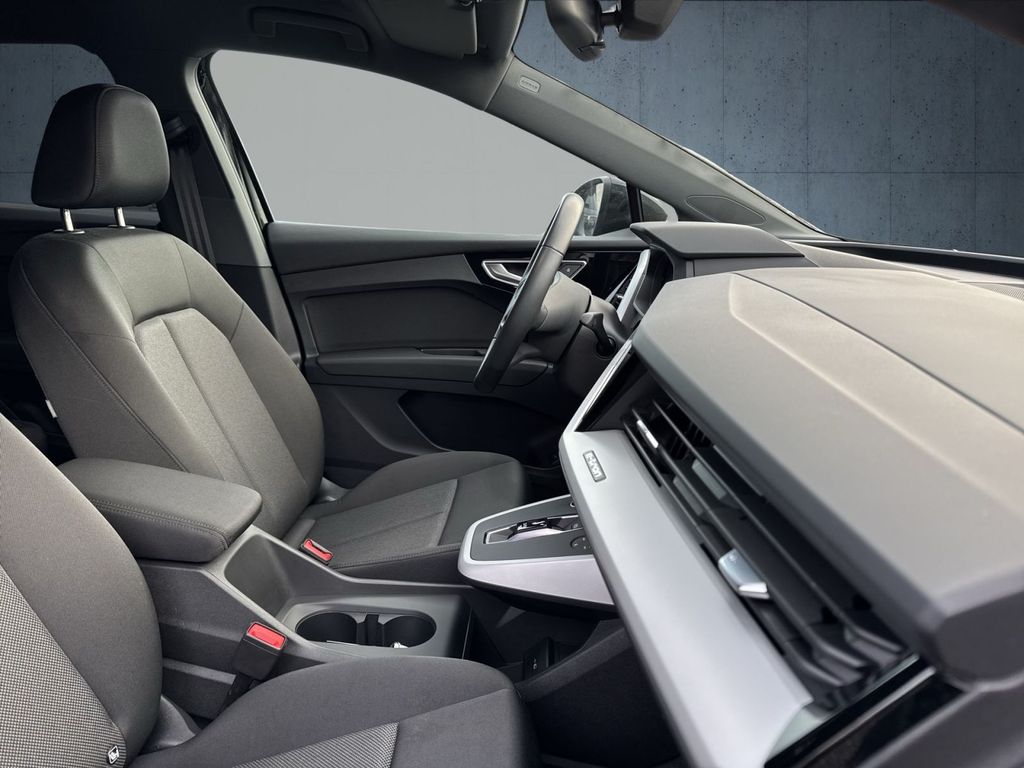 Audi Q4 e-tron 2023