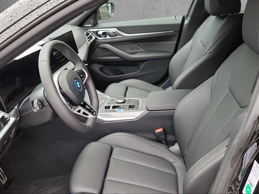 BMW i4 2025