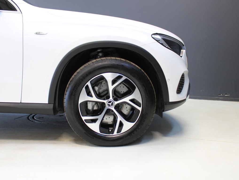 Mercedes-Benz GLC 300 2025