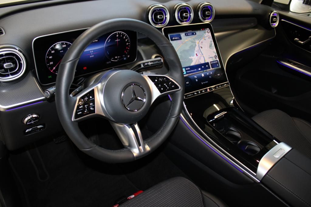 Mercedes-Benz GLC 300 2025
