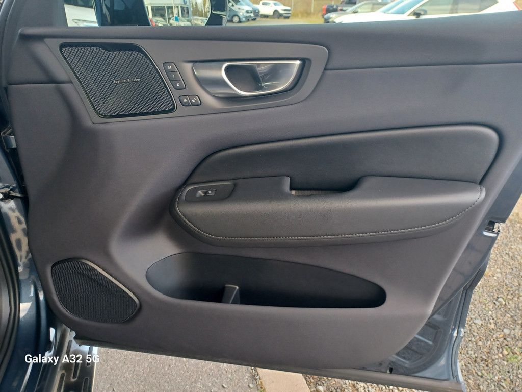 Volvo XC60 2023