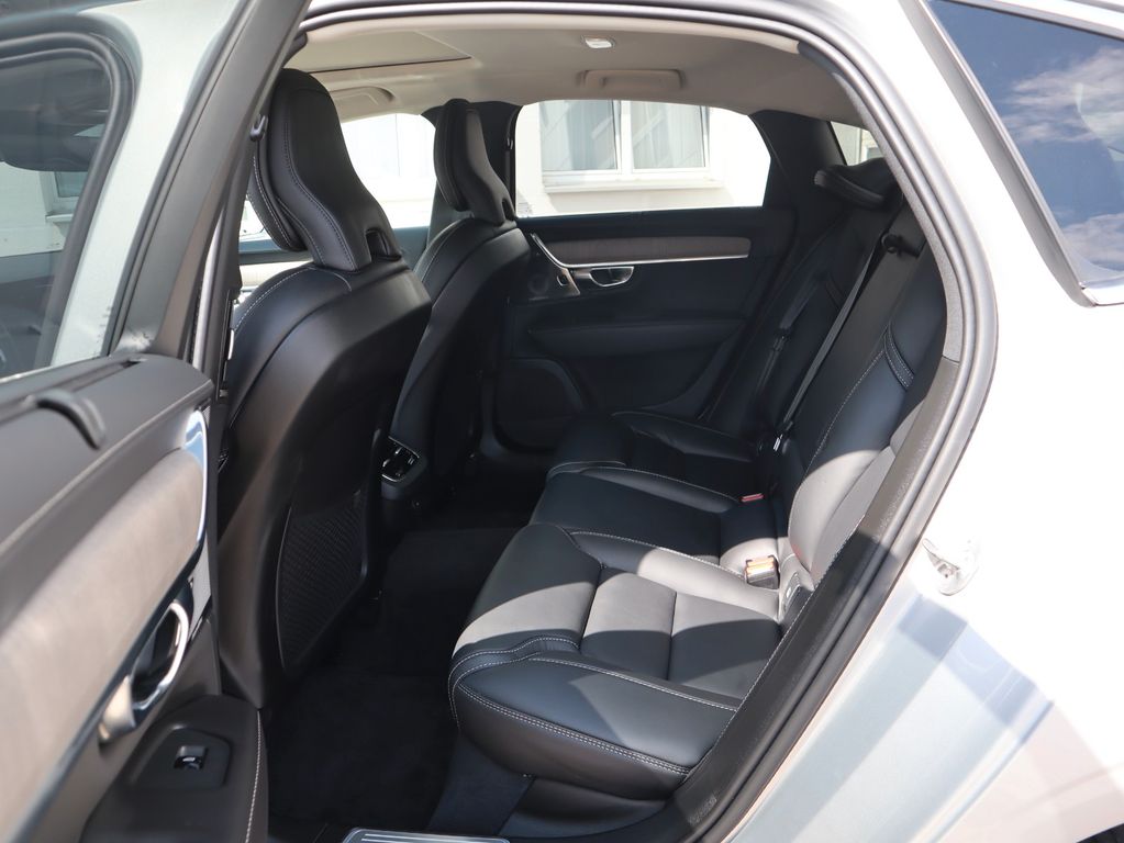 Volvo S90 2024