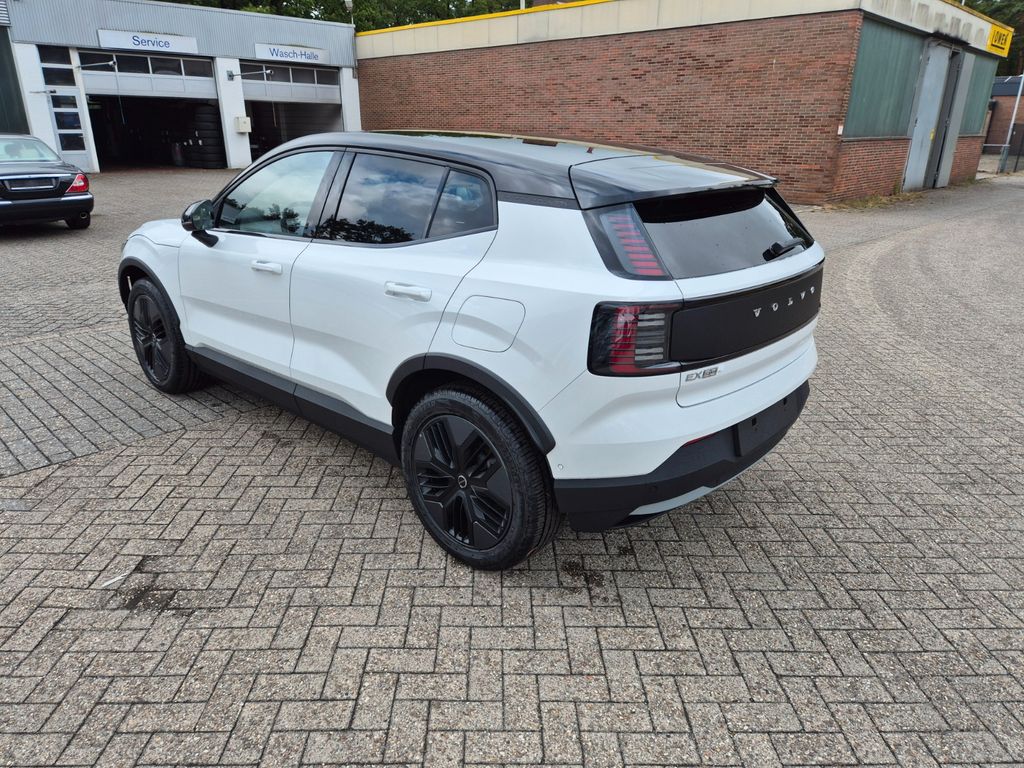 Volvo EX30 2025