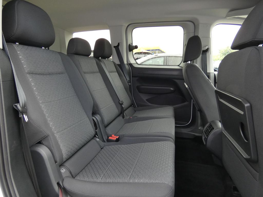 Ford Tourneo Connect 2025