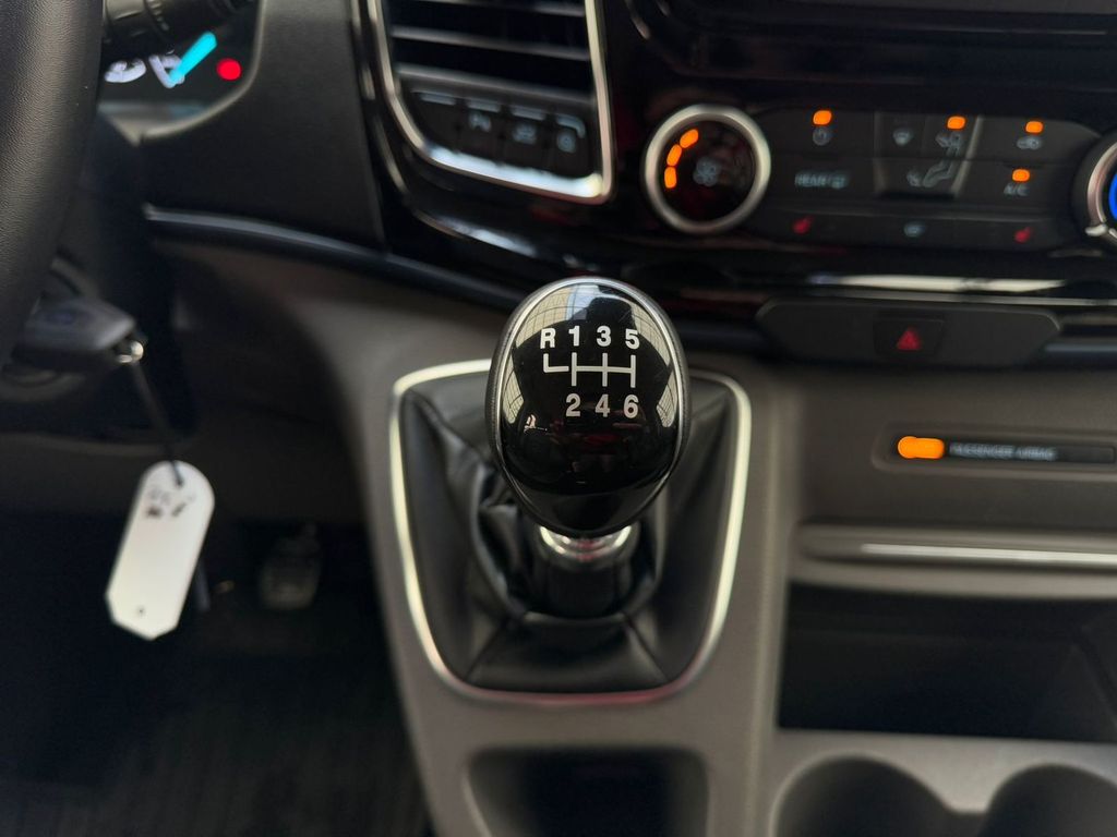 Ford Tourneo Custom 2022