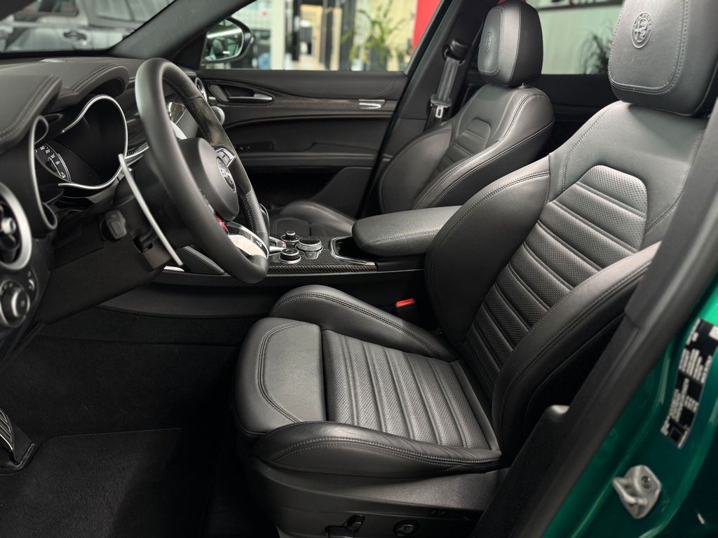 Alfa Romeo Stelvio 2022