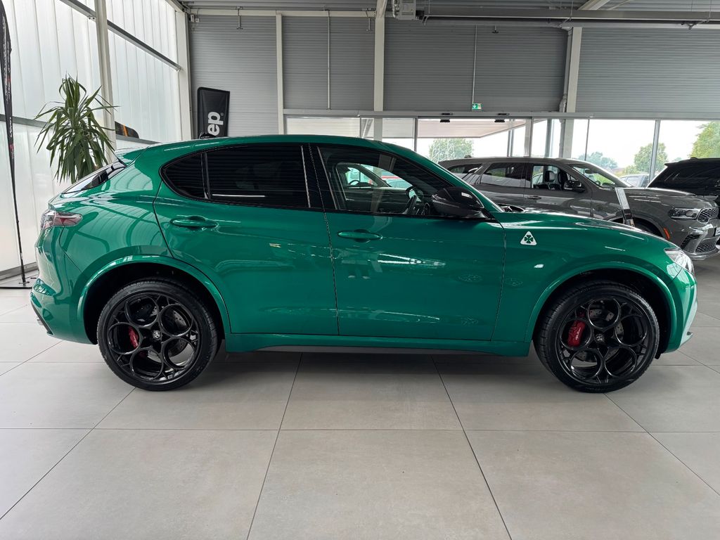 Alfa Romeo Stelvio 2022