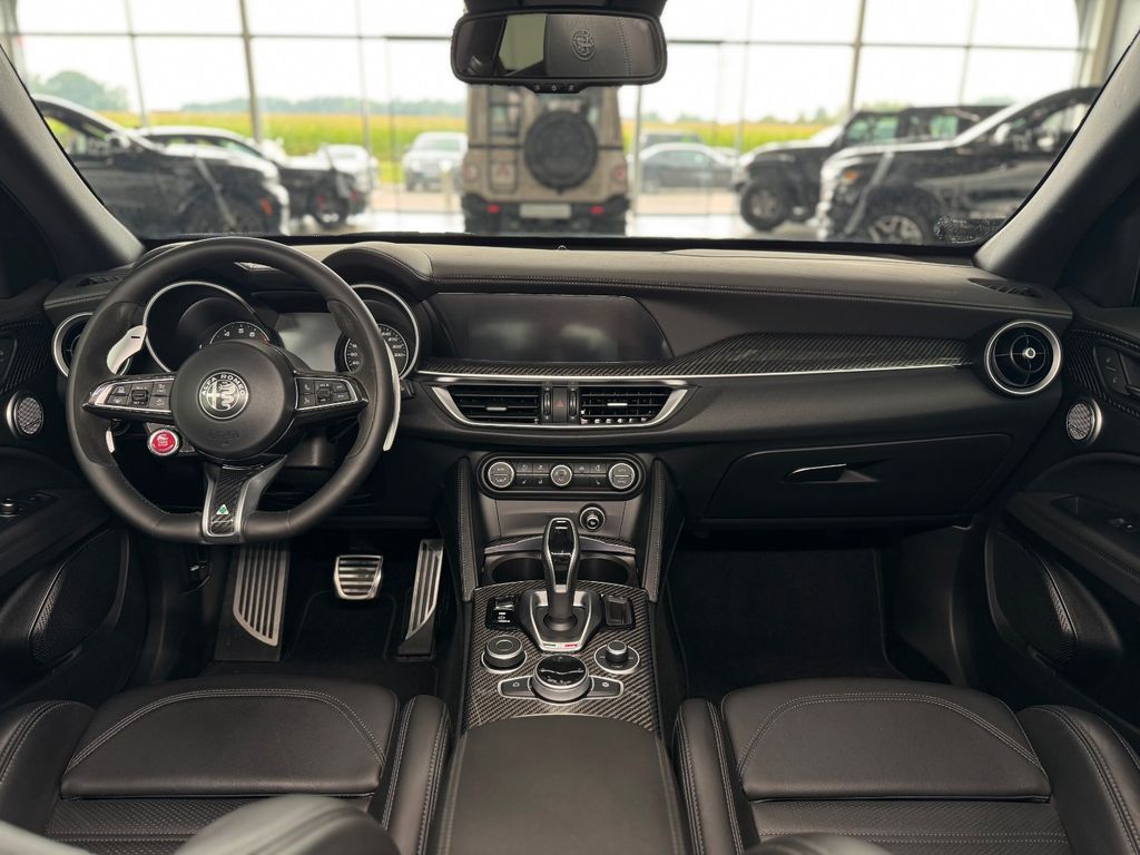 Alfa Romeo Stelvio 2022