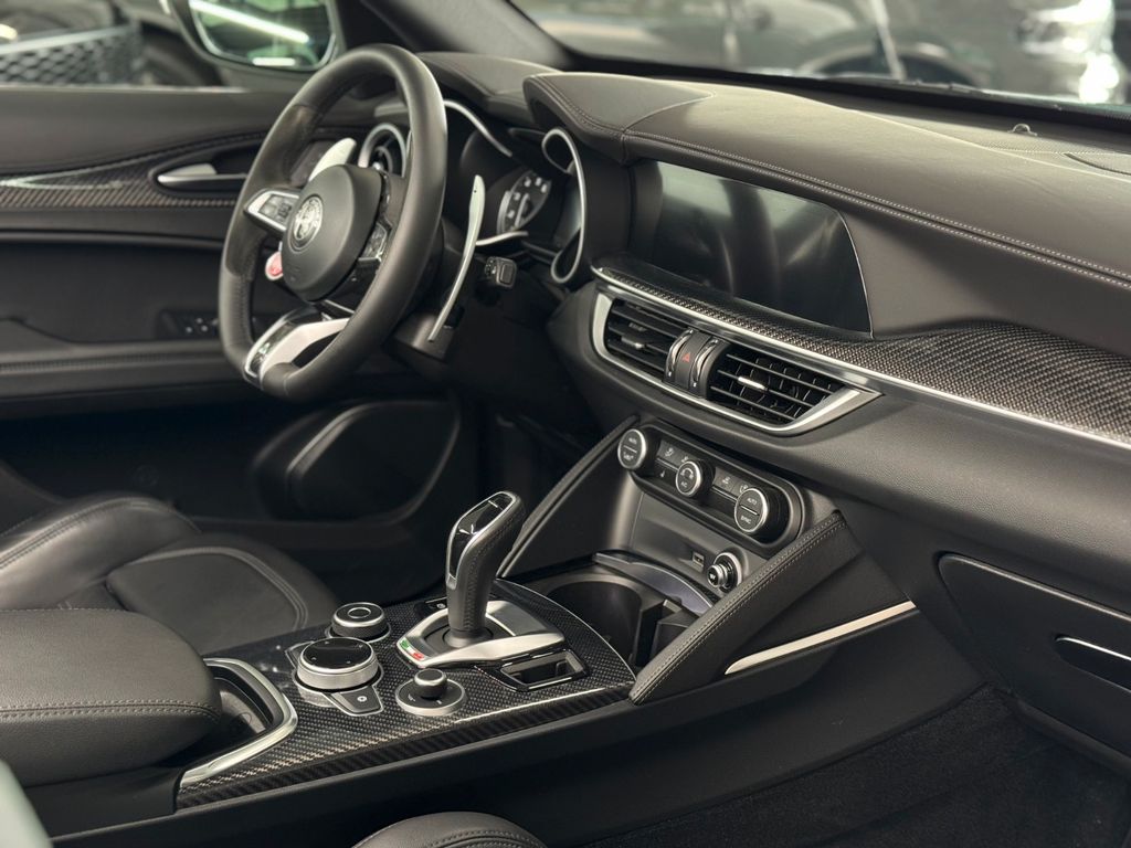 Alfa Romeo Stelvio 2022