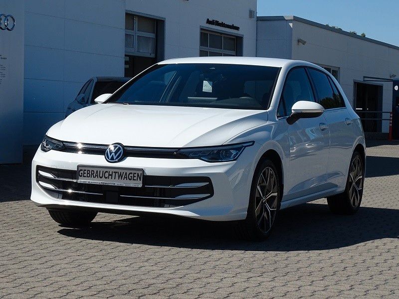 Volkswagen Golf 2024