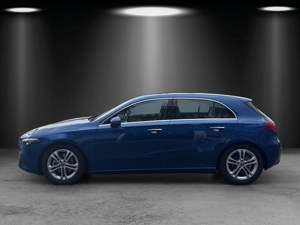 Mercedes-Benz A 180 2023
