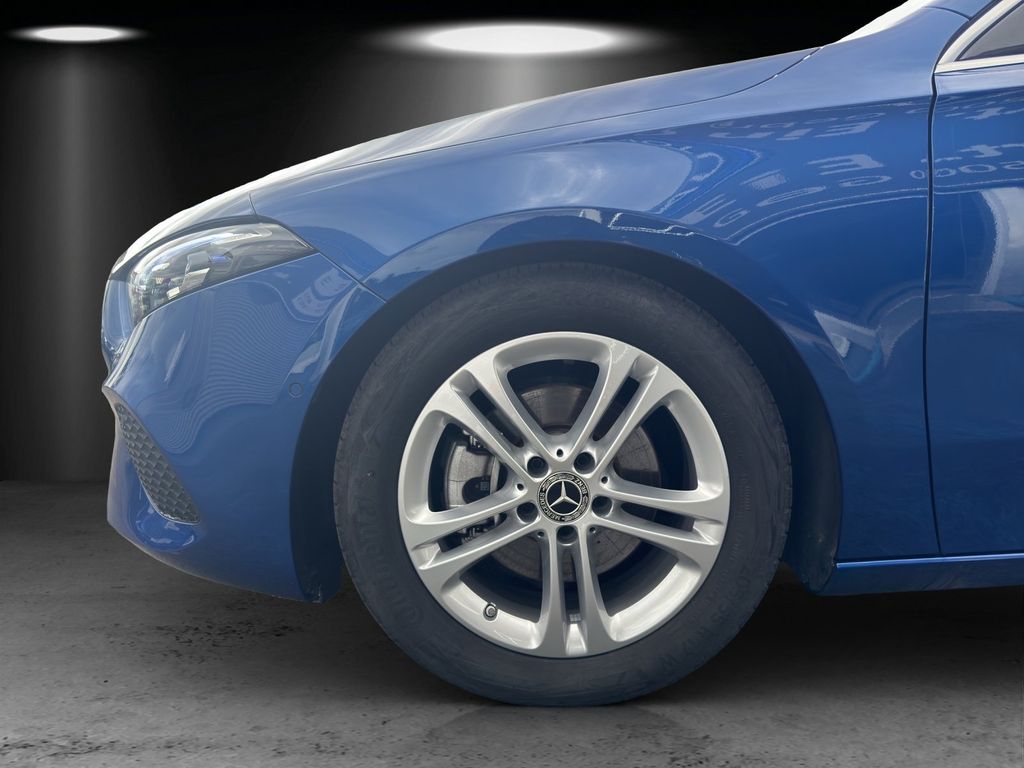 Mercedes-Benz A 180 2023
