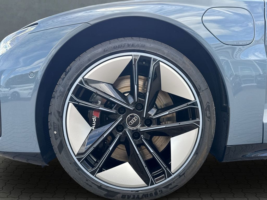Audi e-tron GT 2025