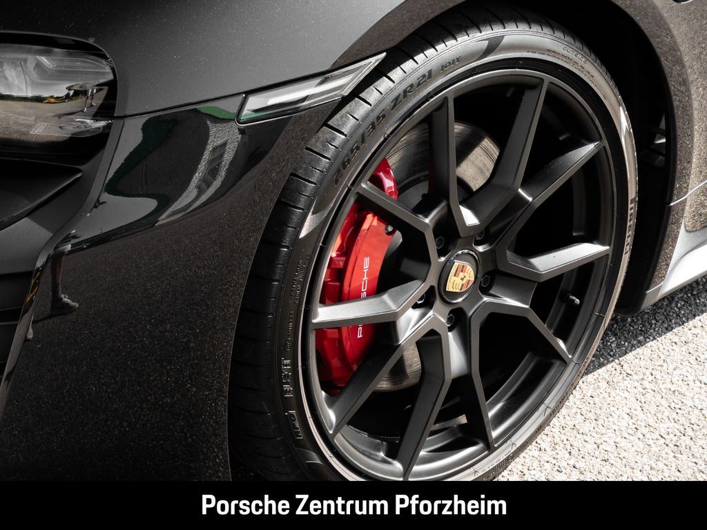 Porsche Taycan 2023