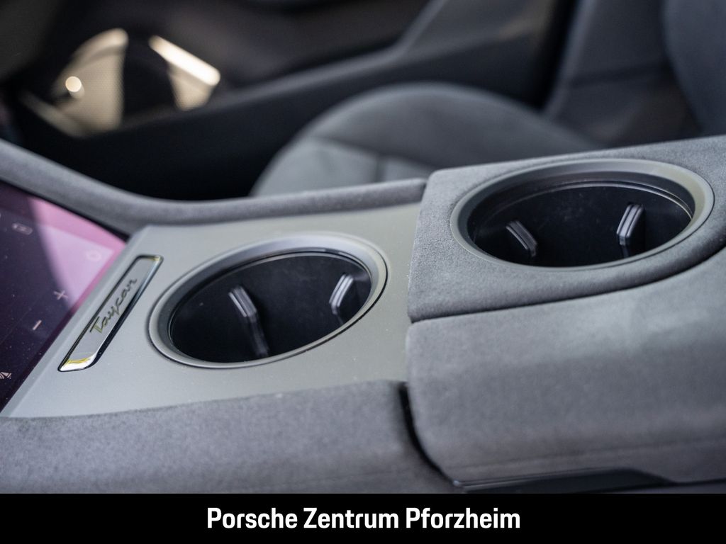 Porsche Taycan 2023