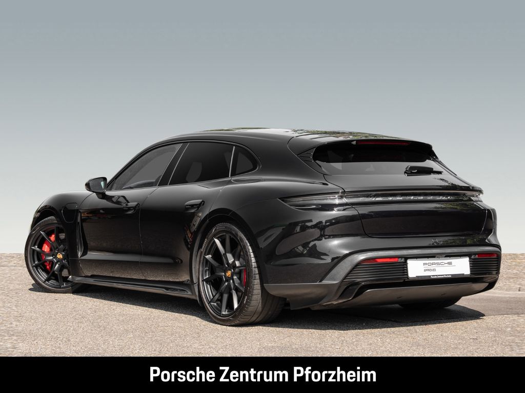 Porsche Taycan 2023