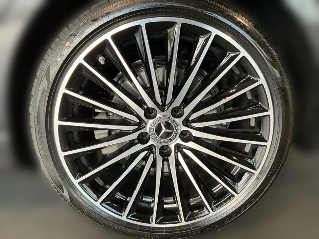 Mercedes-Benz C 220 2025