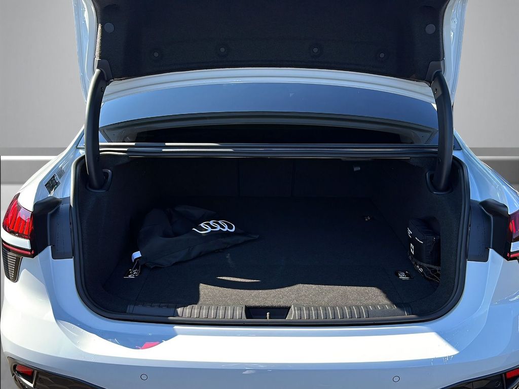 Audi A6 2025