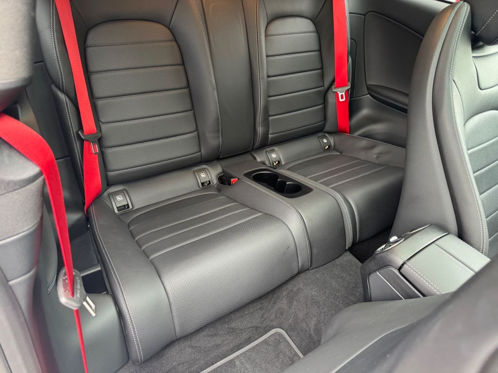 Mercedes-Benz C 300 2021