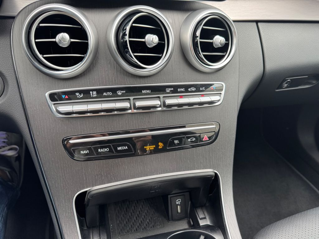 Mercedes-Benz C 300 2021