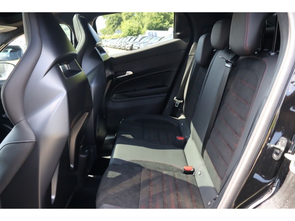 Alfa Romeo Junior 2025