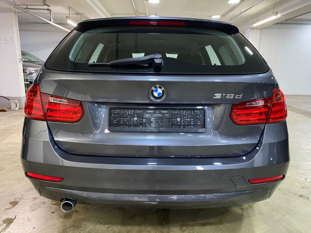BMW 318 2014