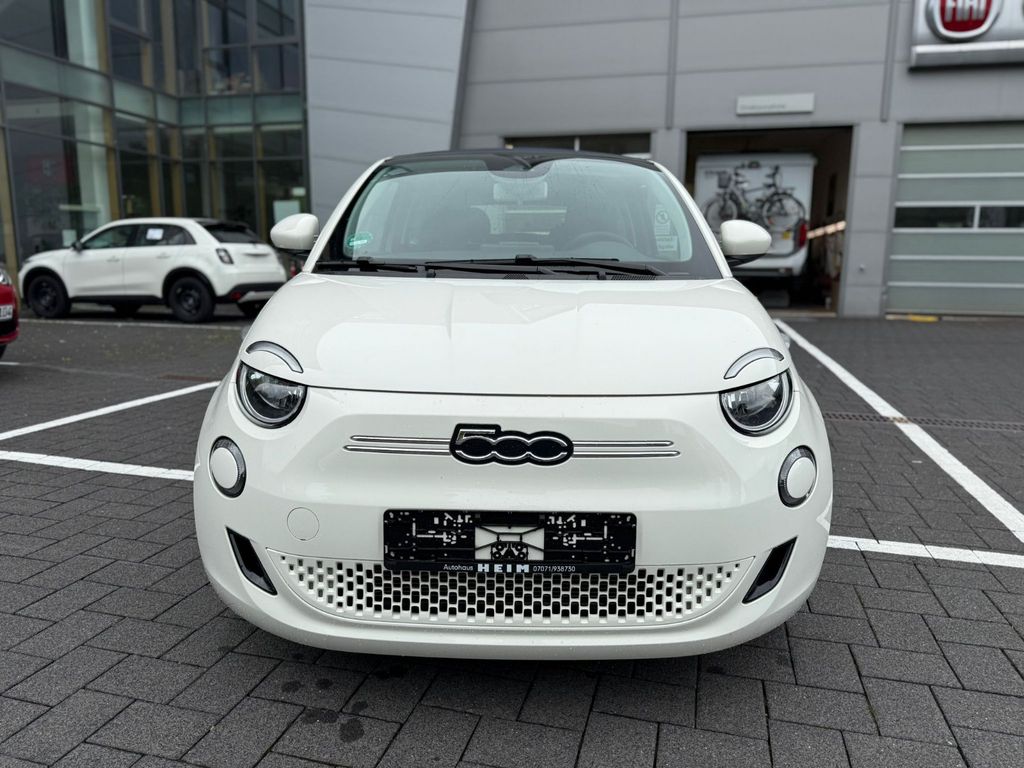 Fiat 500e 2023