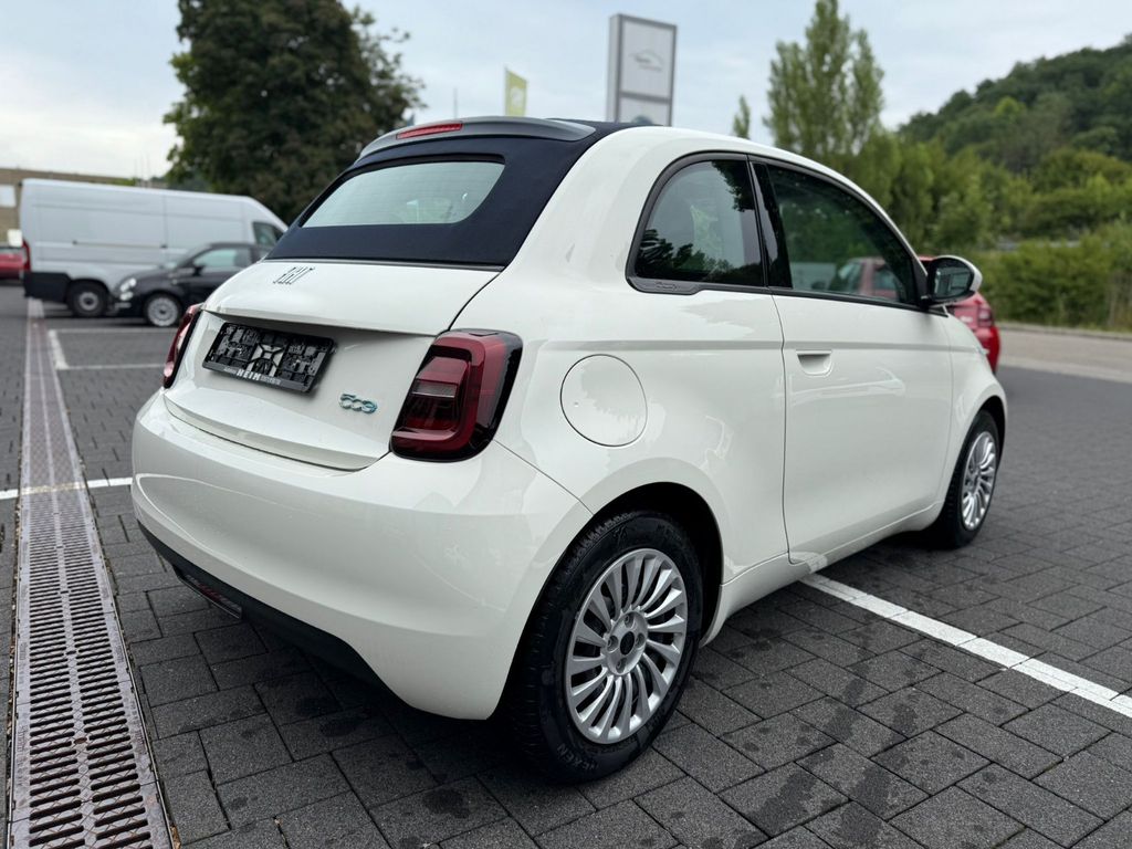 Fiat 500e 2023