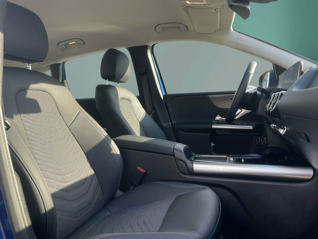 Mercedes-Benz B 250 2025