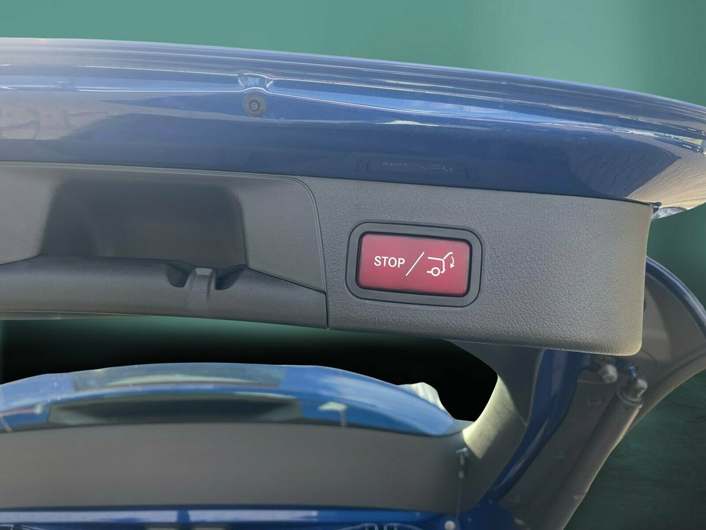 Mercedes-Benz B 250 2025