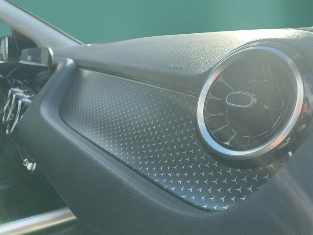 Mercedes-Benz B 250 2025