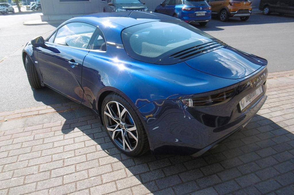 Alpine A110 2024