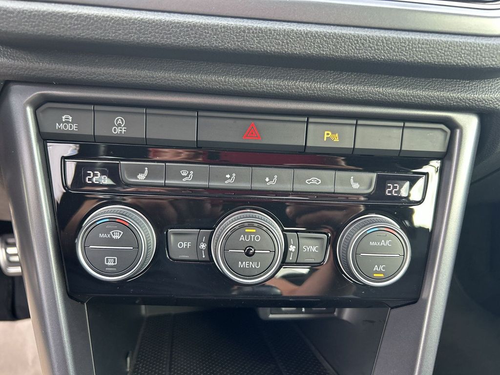 Volkswagen T-Roc 2021