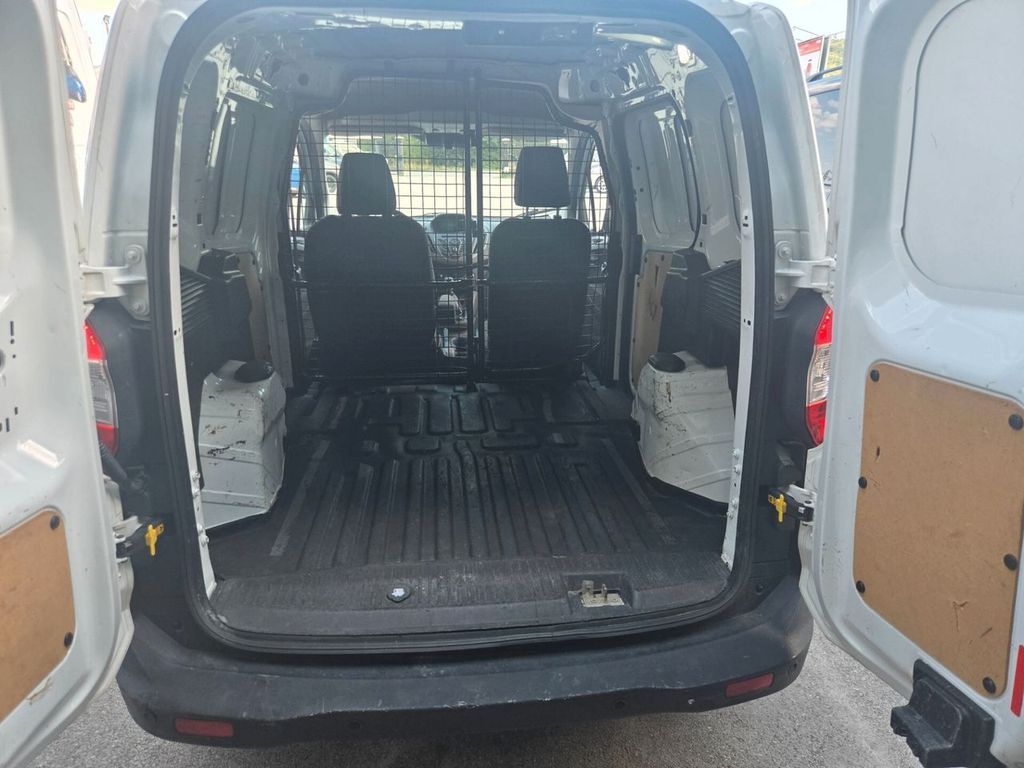 Ford Transit Courier 2017