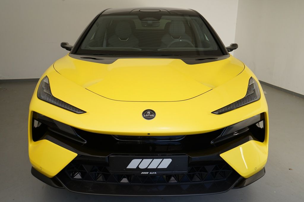 Lotus Eletre 2025