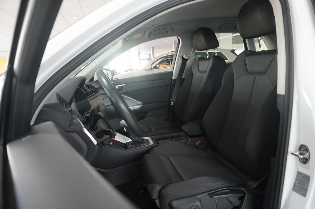 Audi Q3 2023