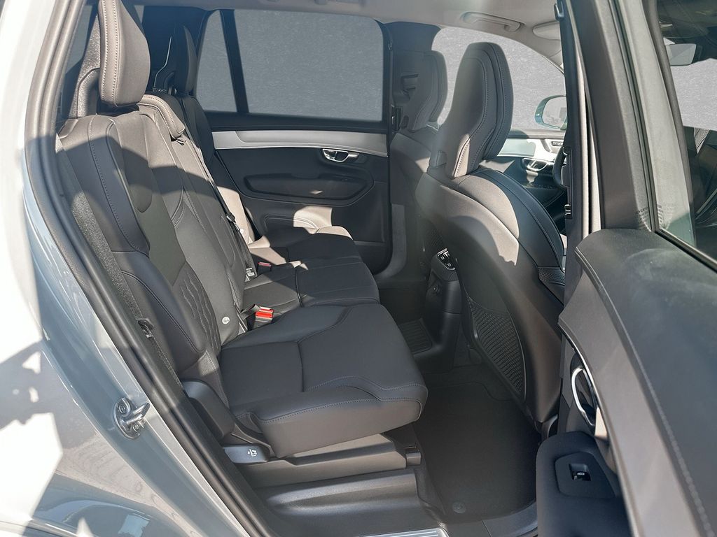 Volvo XC90 2025