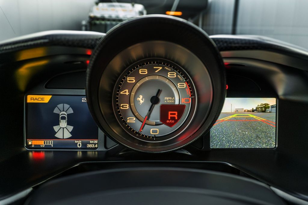 Ferrari 812 2022