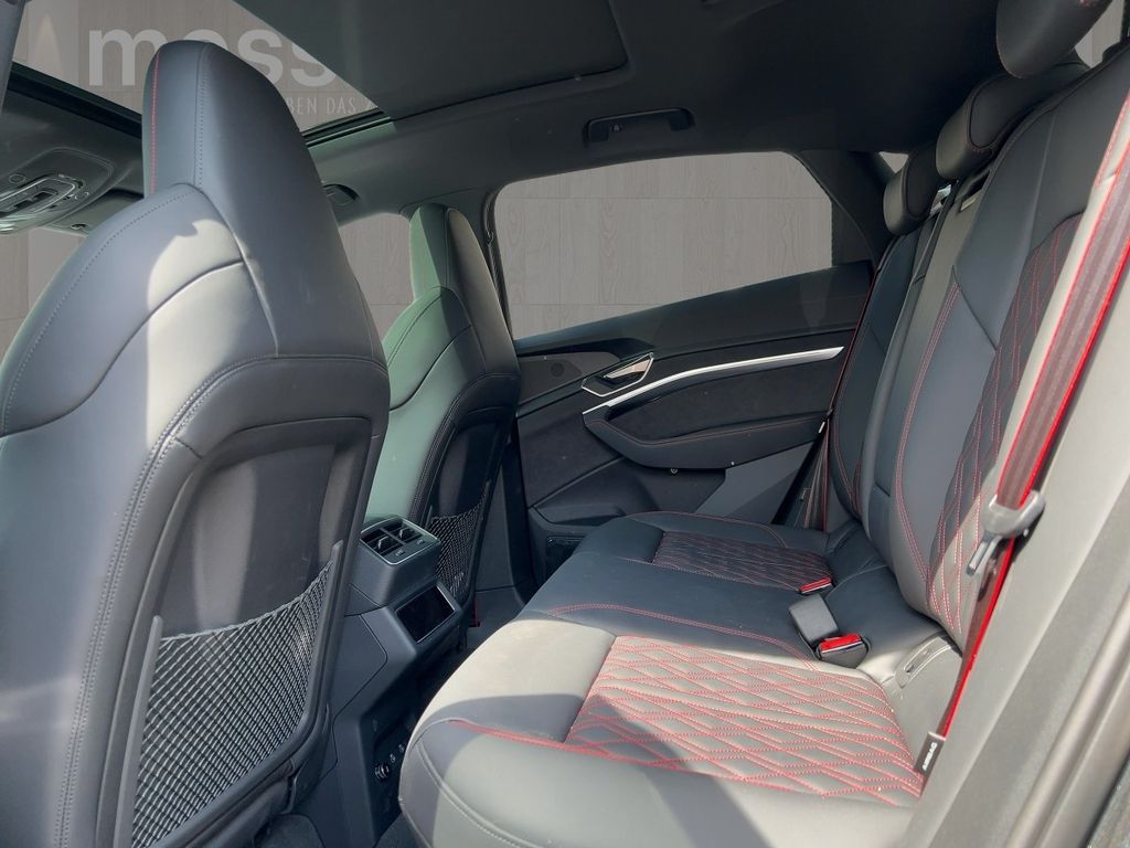 Audi SQ8 e-tron 2025