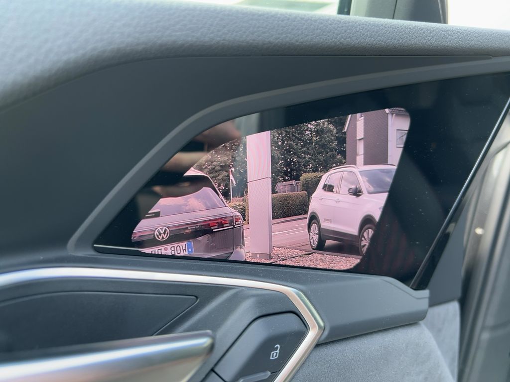 Audi SQ8 e-tron 2025