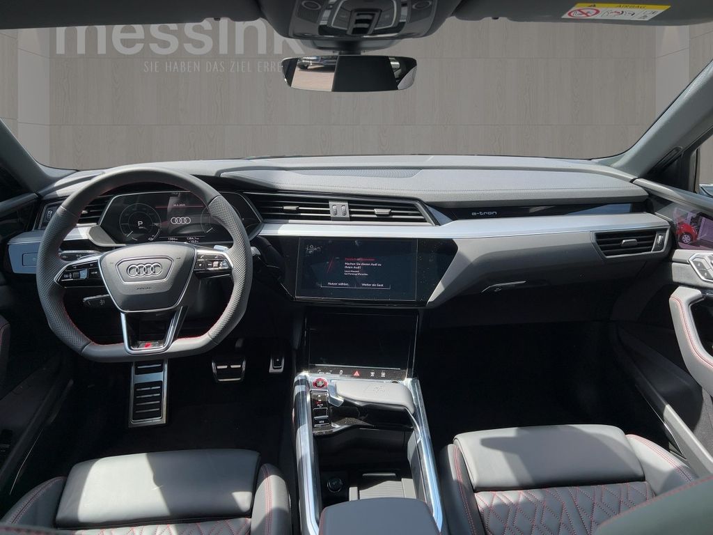 Audi SQ8 e-tron 2025