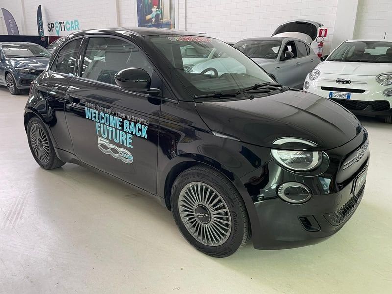 Fiat 500 2023