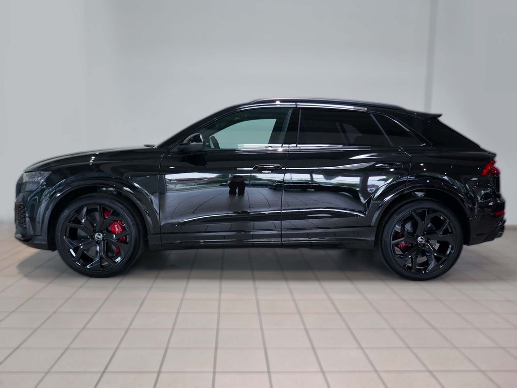 Audi RSQ8 2024